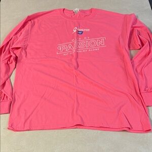 Fruit of the Loom Vibrant Pink Long Sleeve Tee fits like XL 🐯